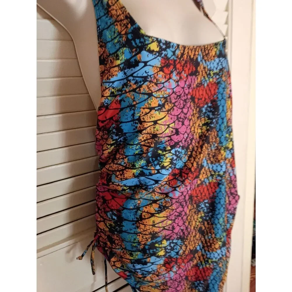 Plus-Size Multicolor Printed One-Piece Swimsuit